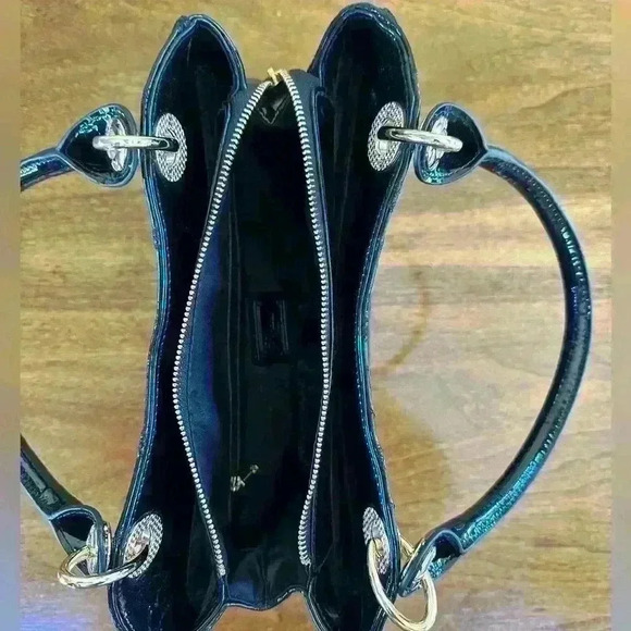 Rioni Italia Moda “The Lady” Quilted Signature Black Patent Leather Bag New! - Picture 8 of 16